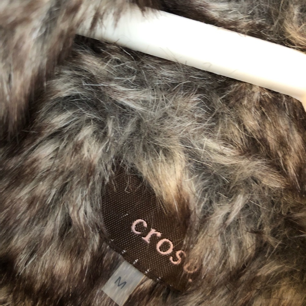 Fur Vest - Picture 7 of 7